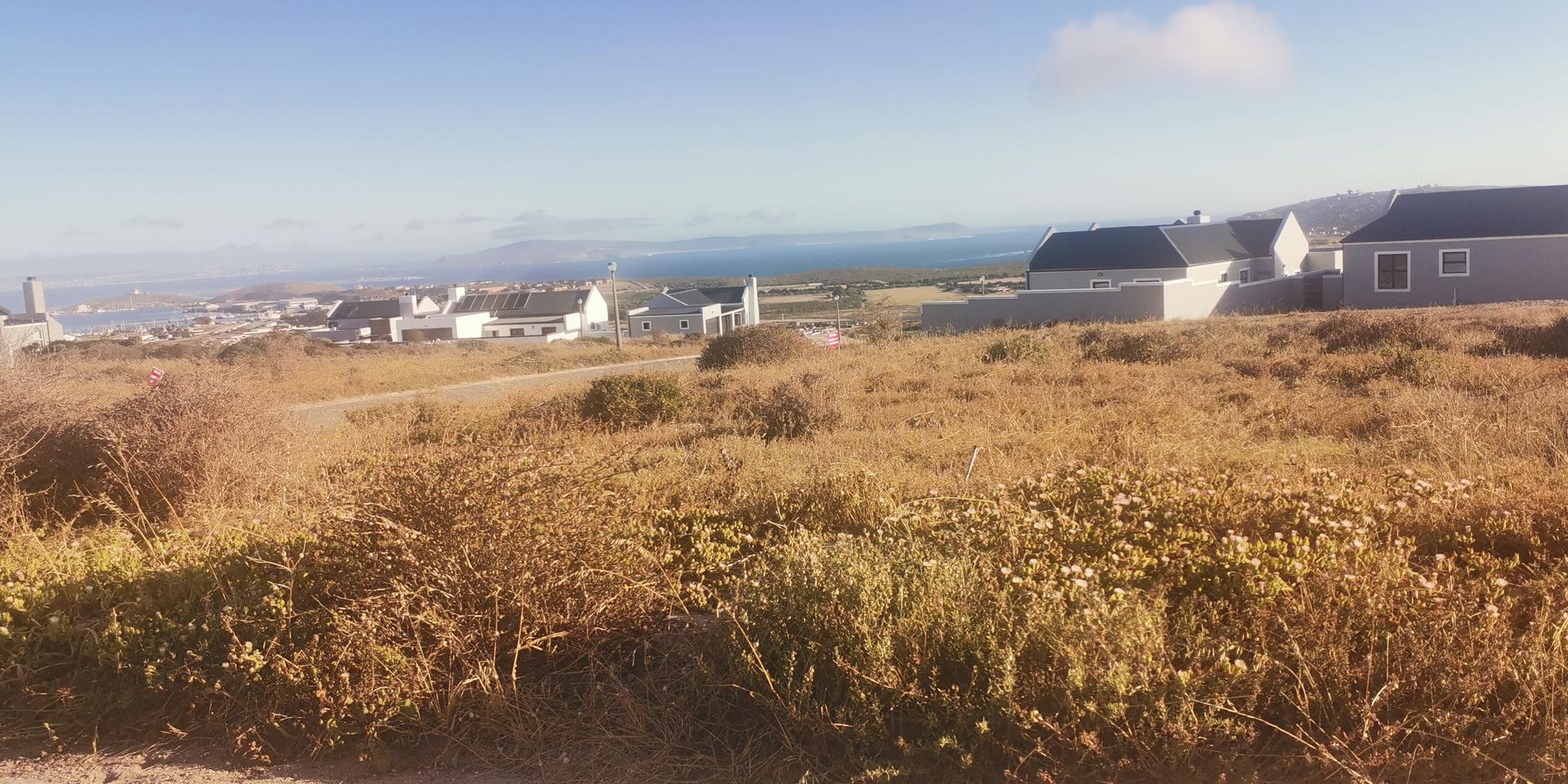 Image 2 of 6