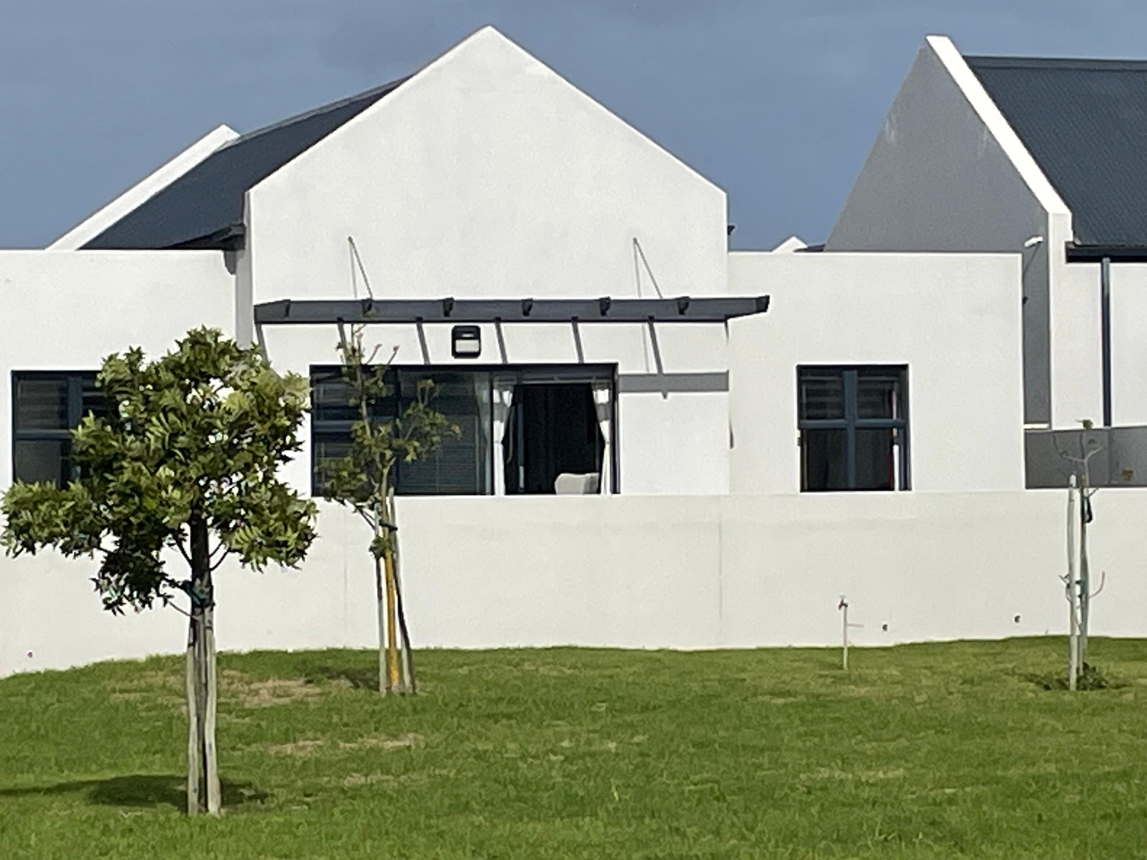 Image 4 of 6