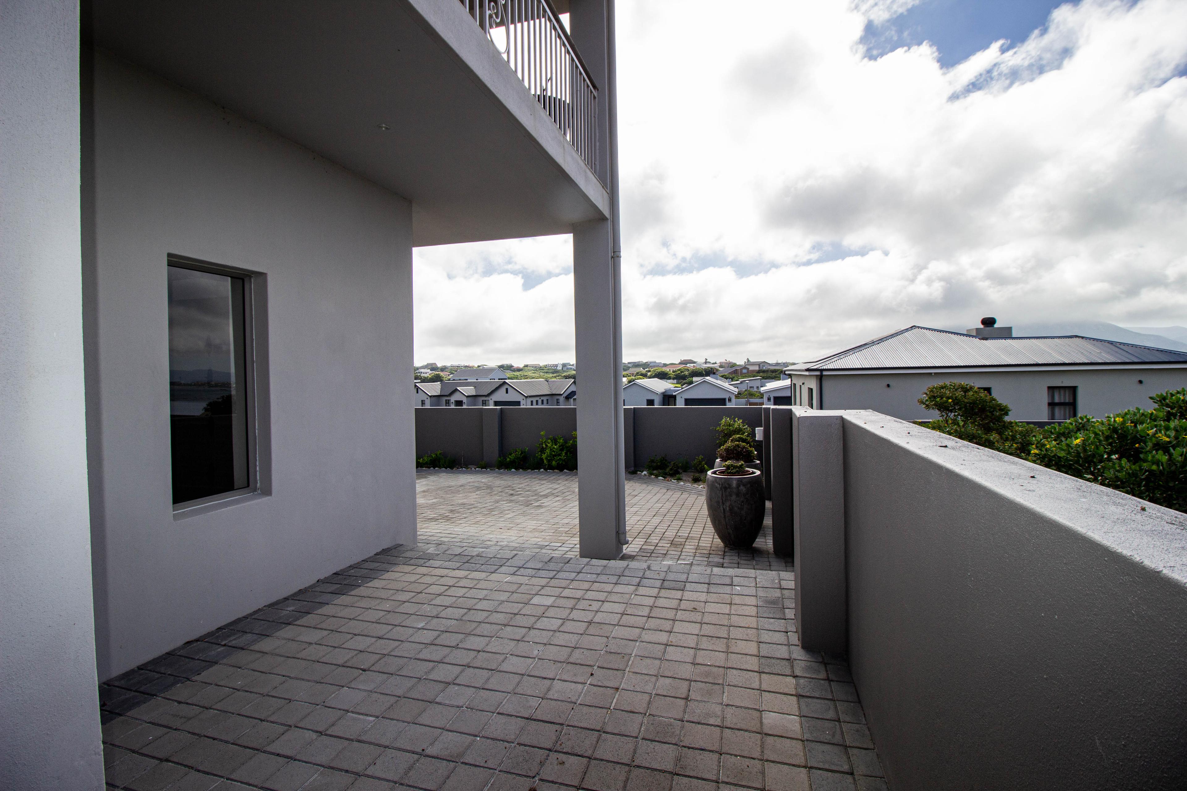 Image 15