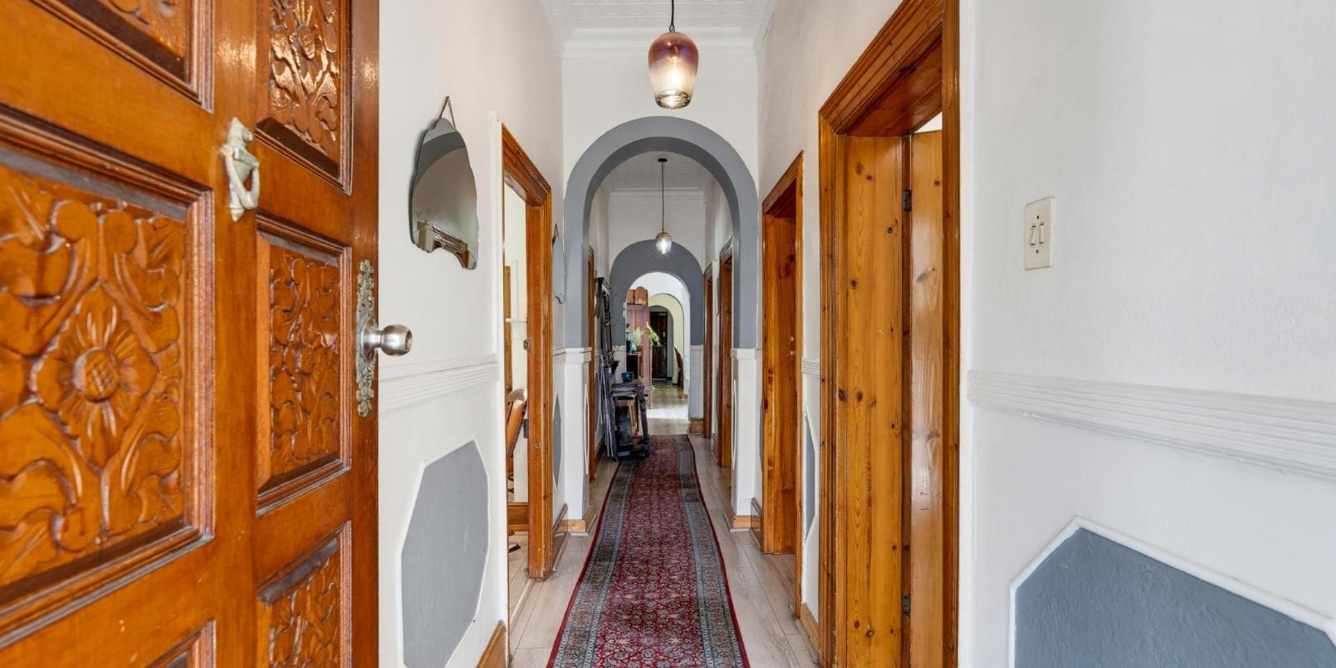 Image 1 of 6