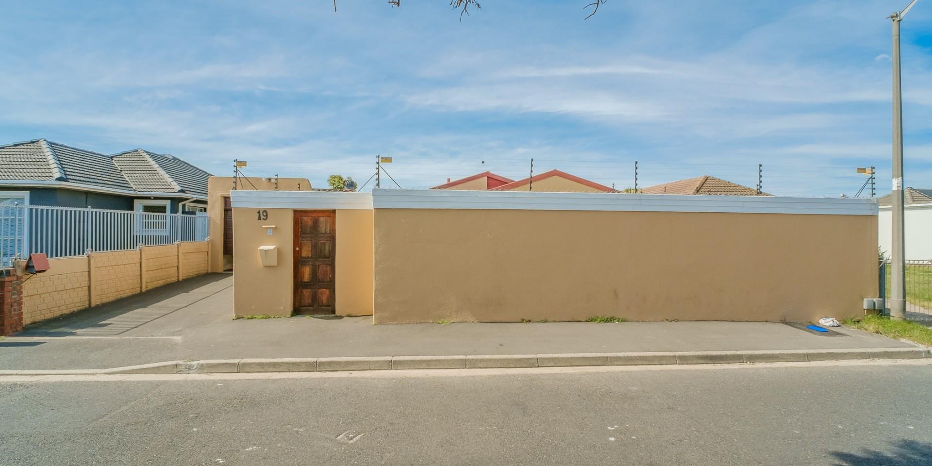 Image 2 of 6