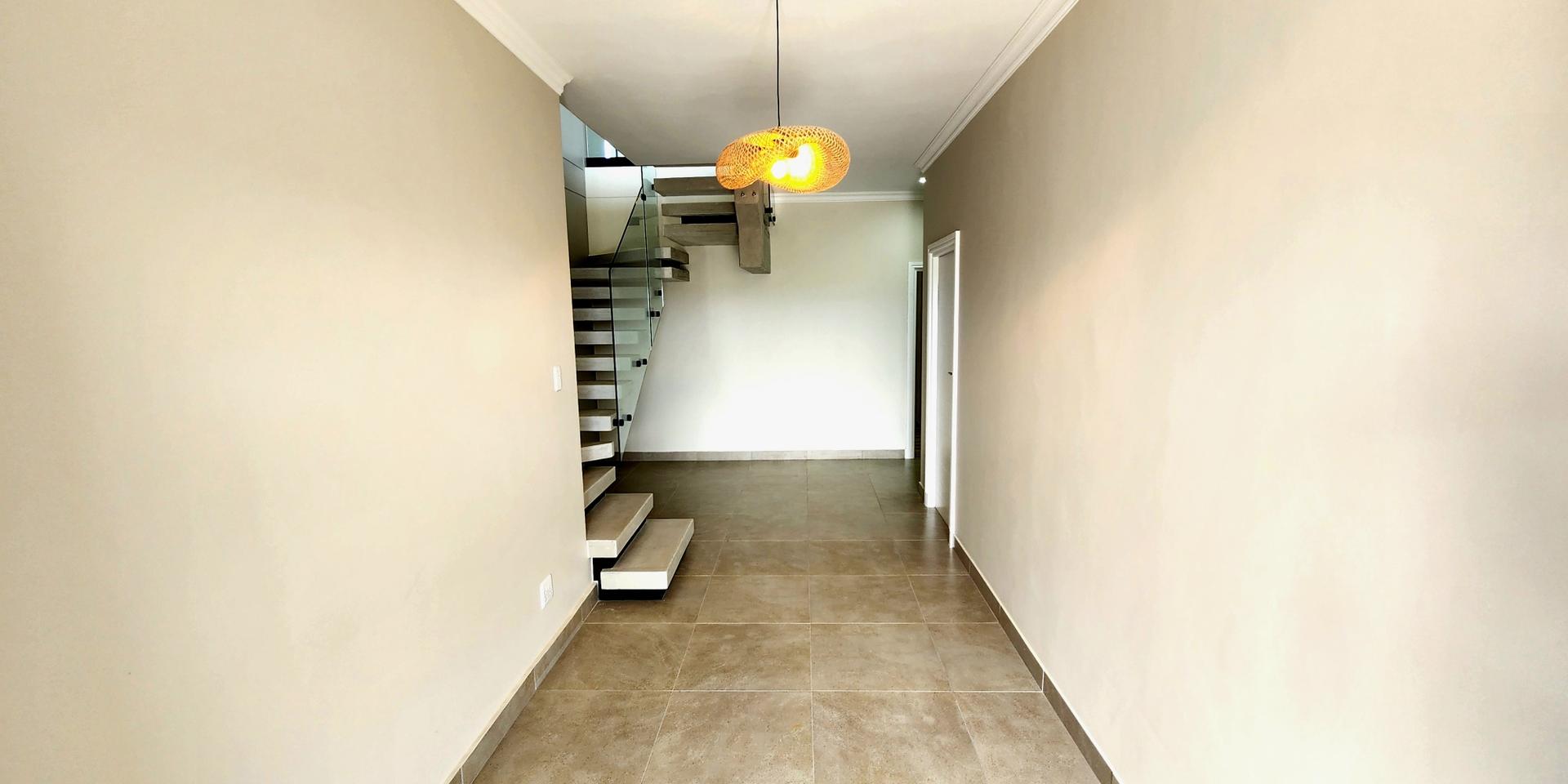 Image 3 of 6