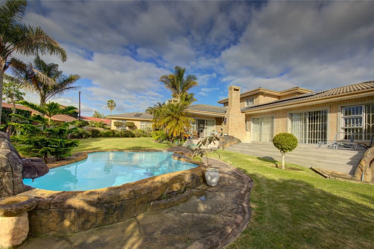 Main property image