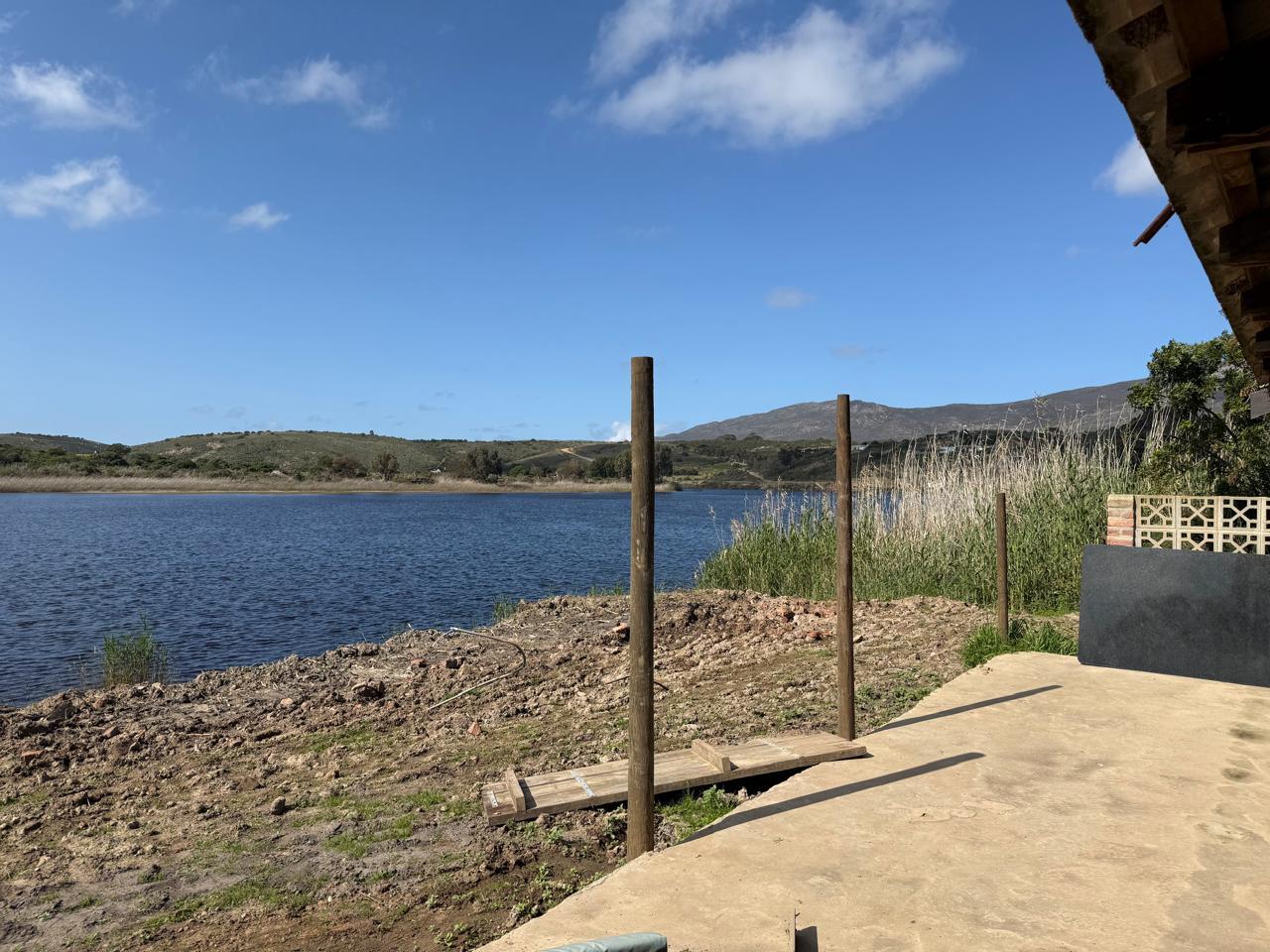Image 3 of 6