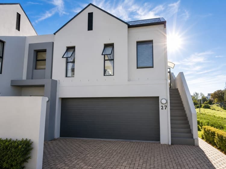 Main property image