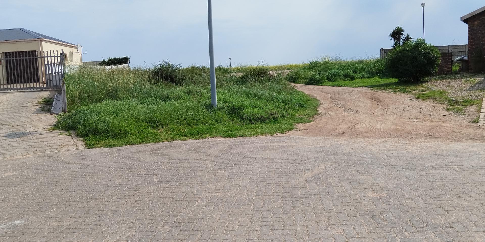 Image 2 of 6
