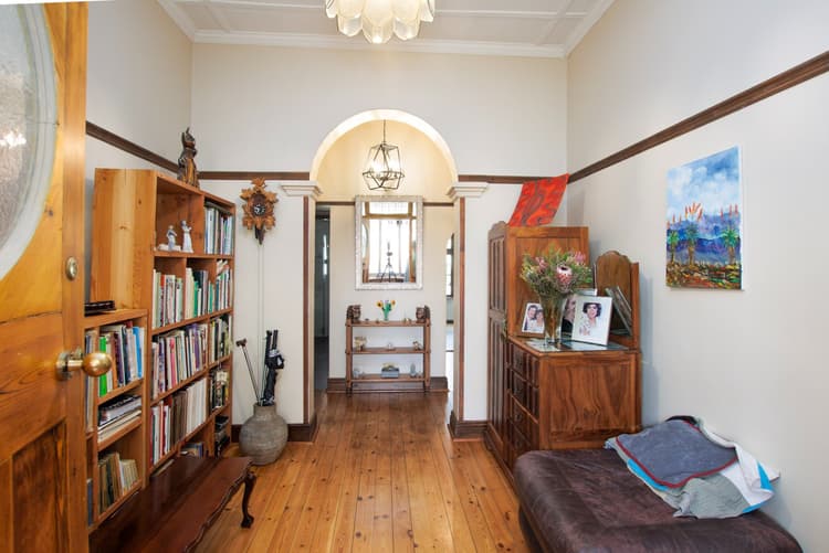 Main property image