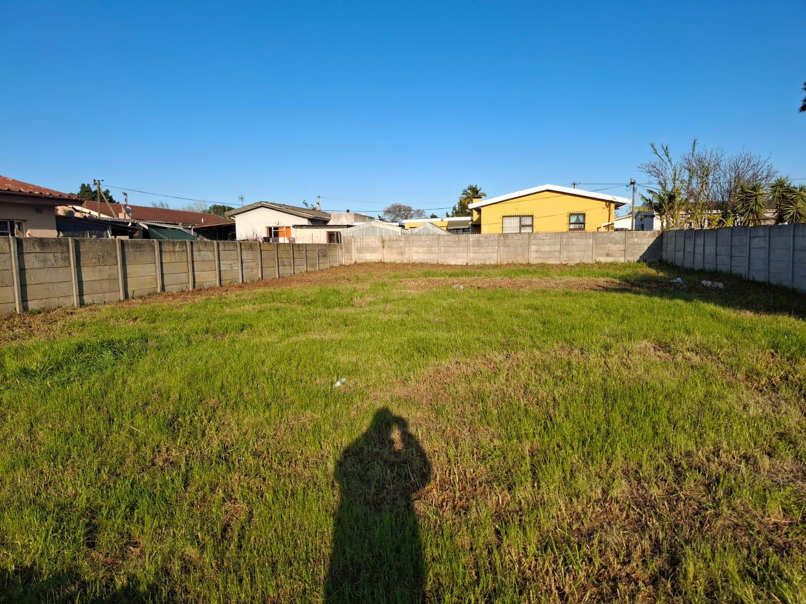 Image 3 of 6