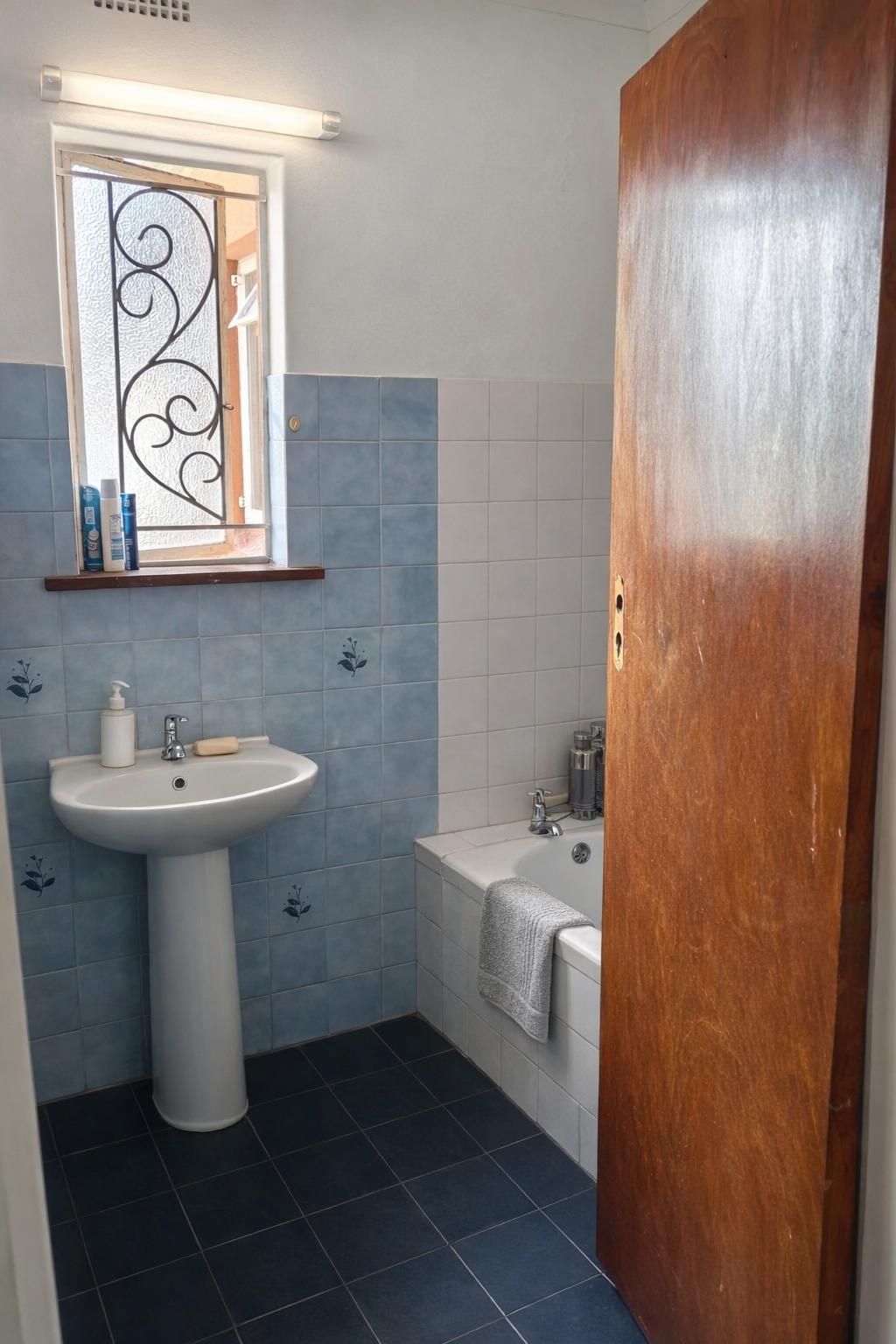 Image 12