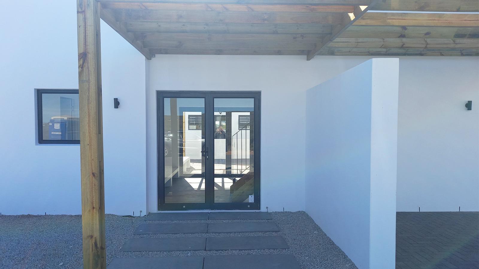 Image 4 of 6