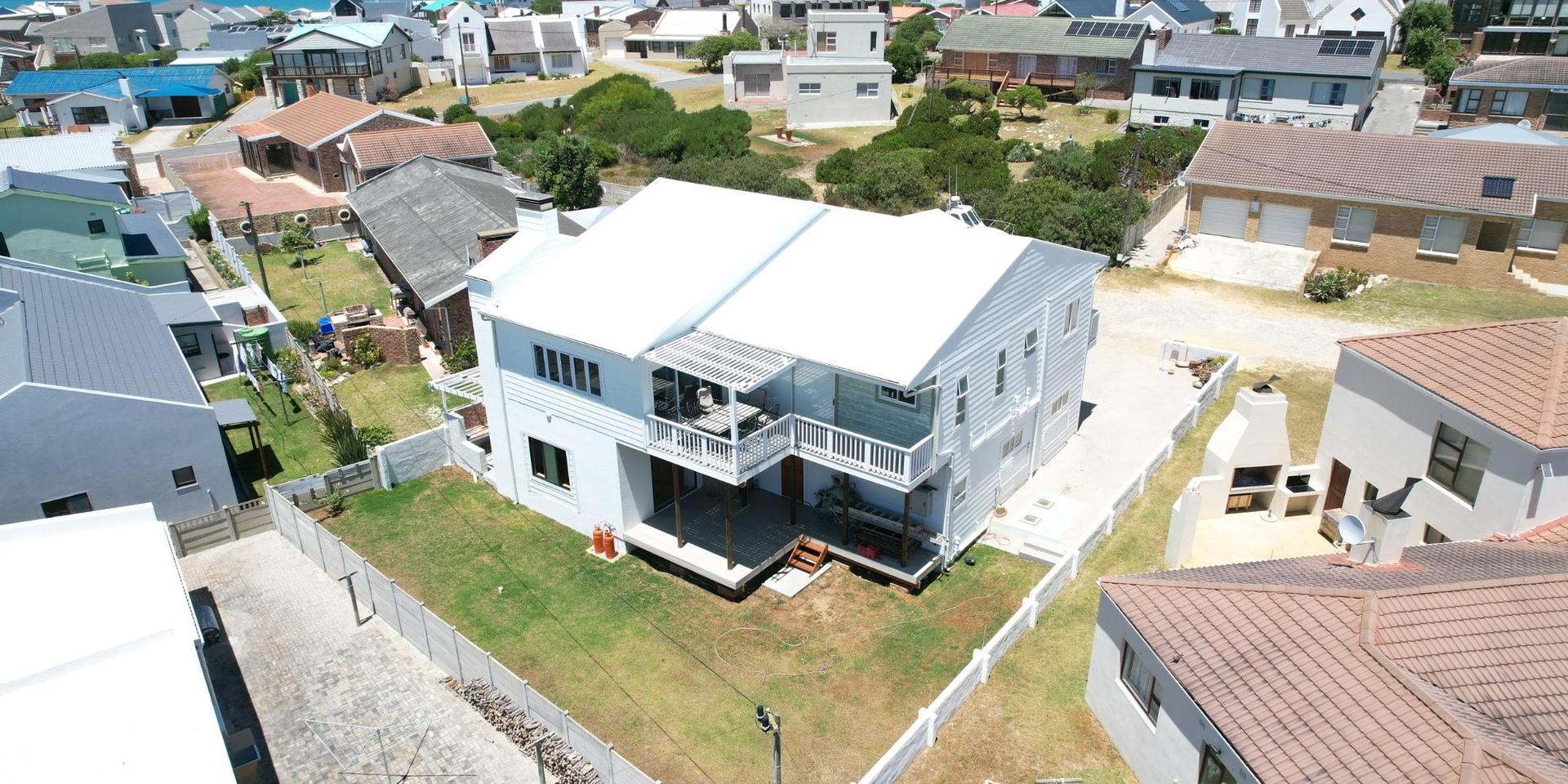 Image 4 of 6