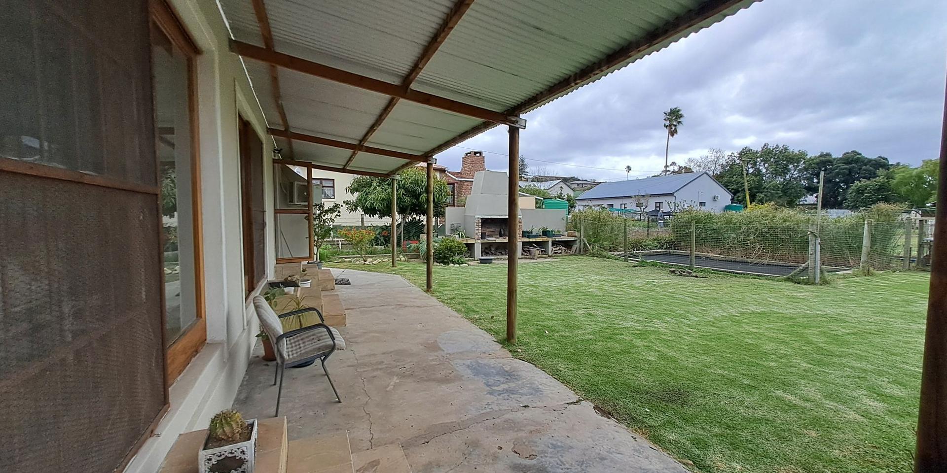 Image 3 of 6