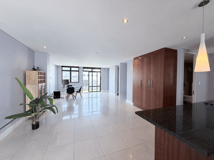Main property image
