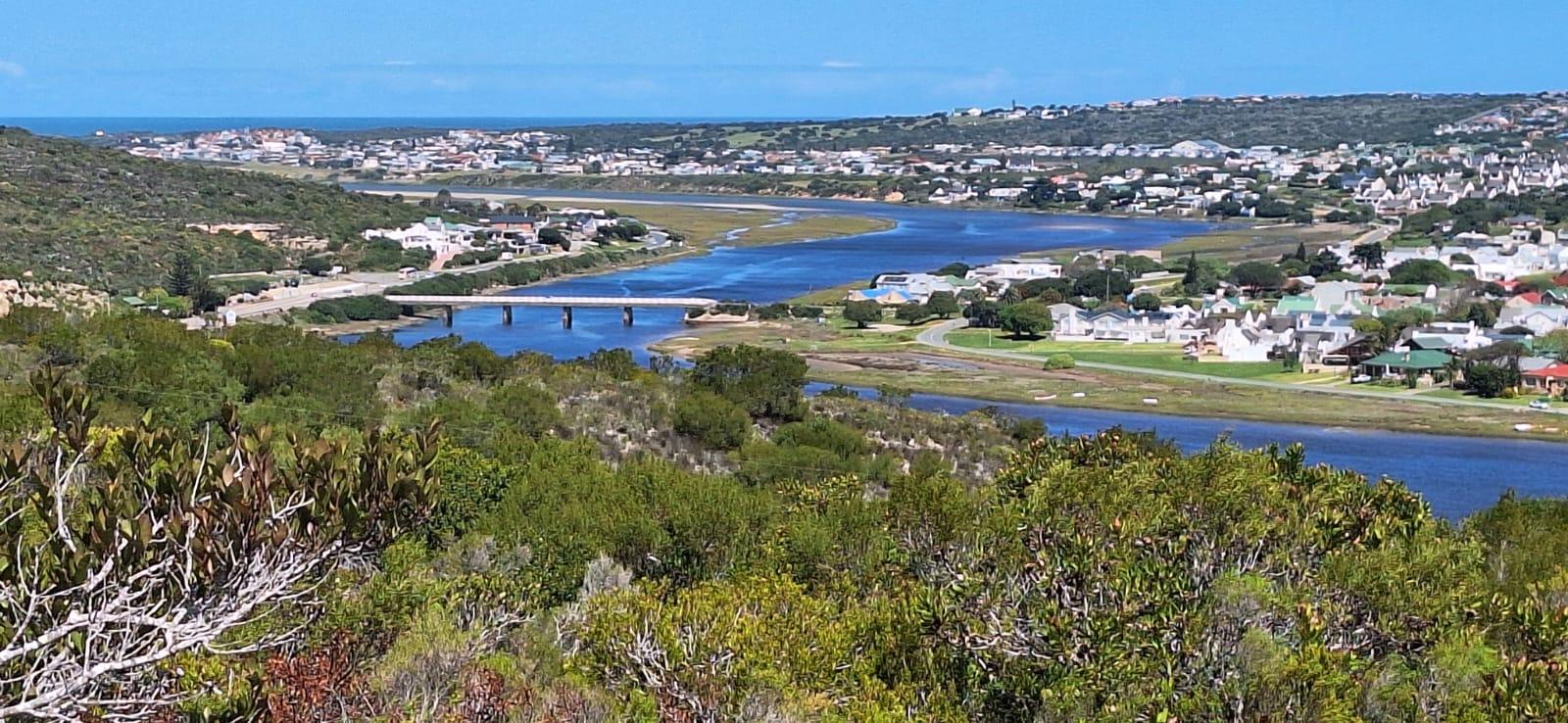 Image 2 of 6