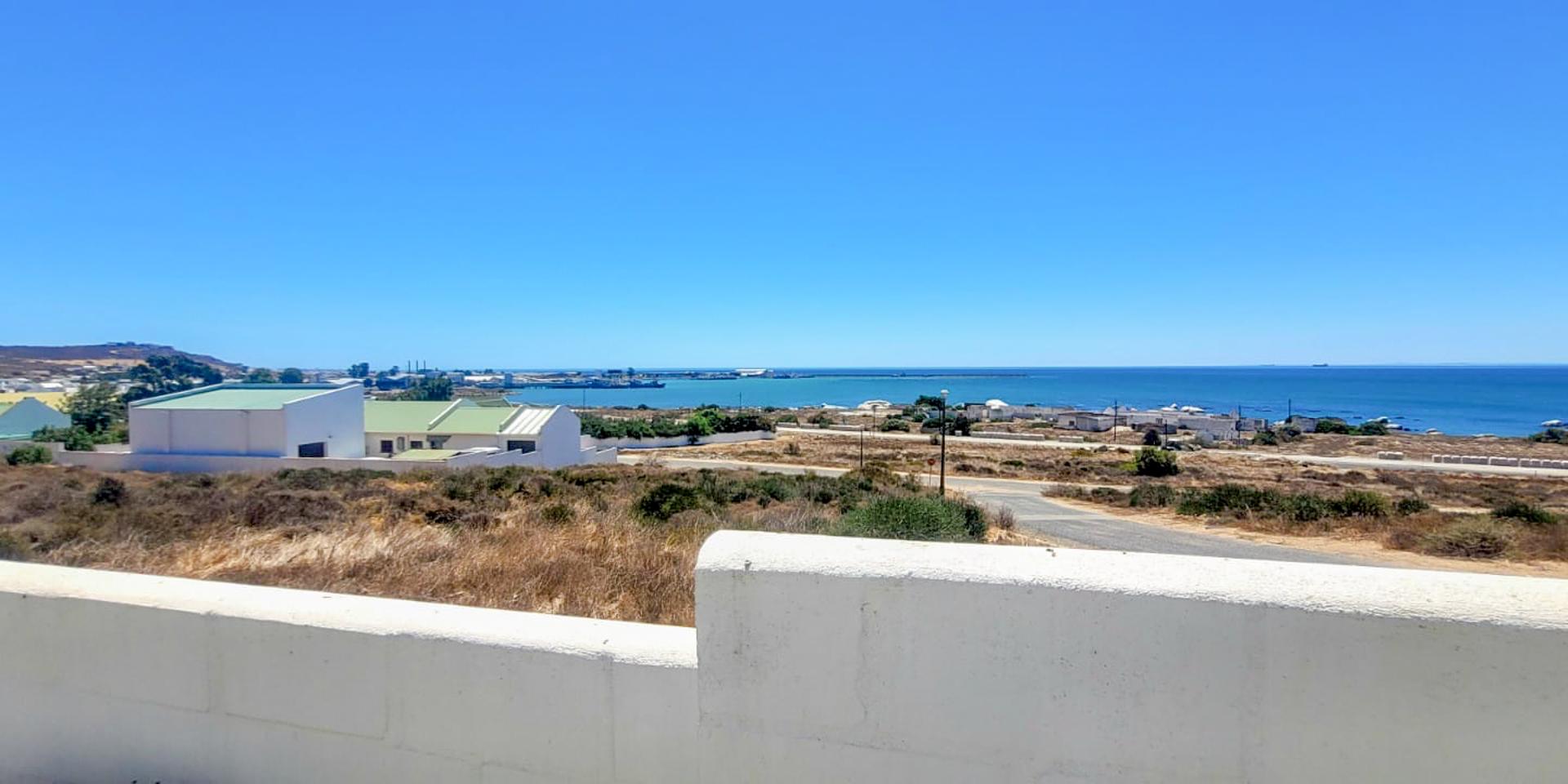 Image 3 of 6