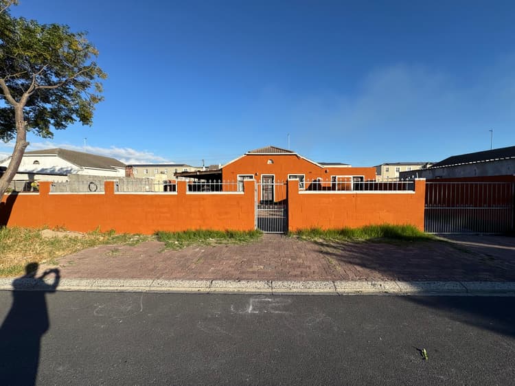 Main property image