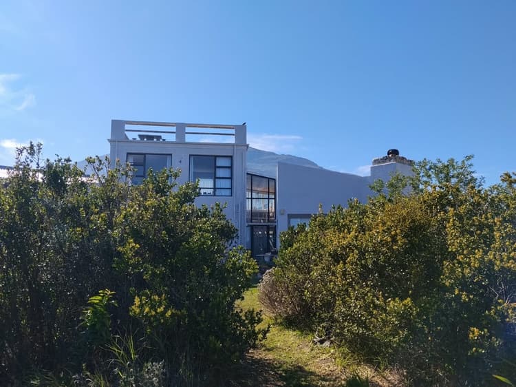 Main property image