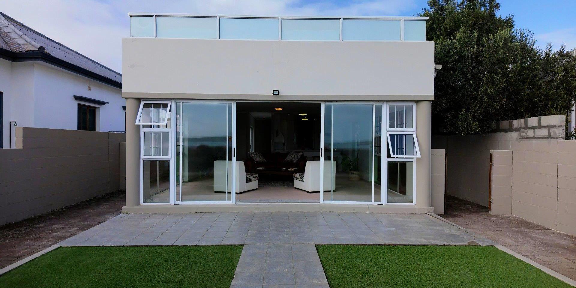 Image 3 of 6