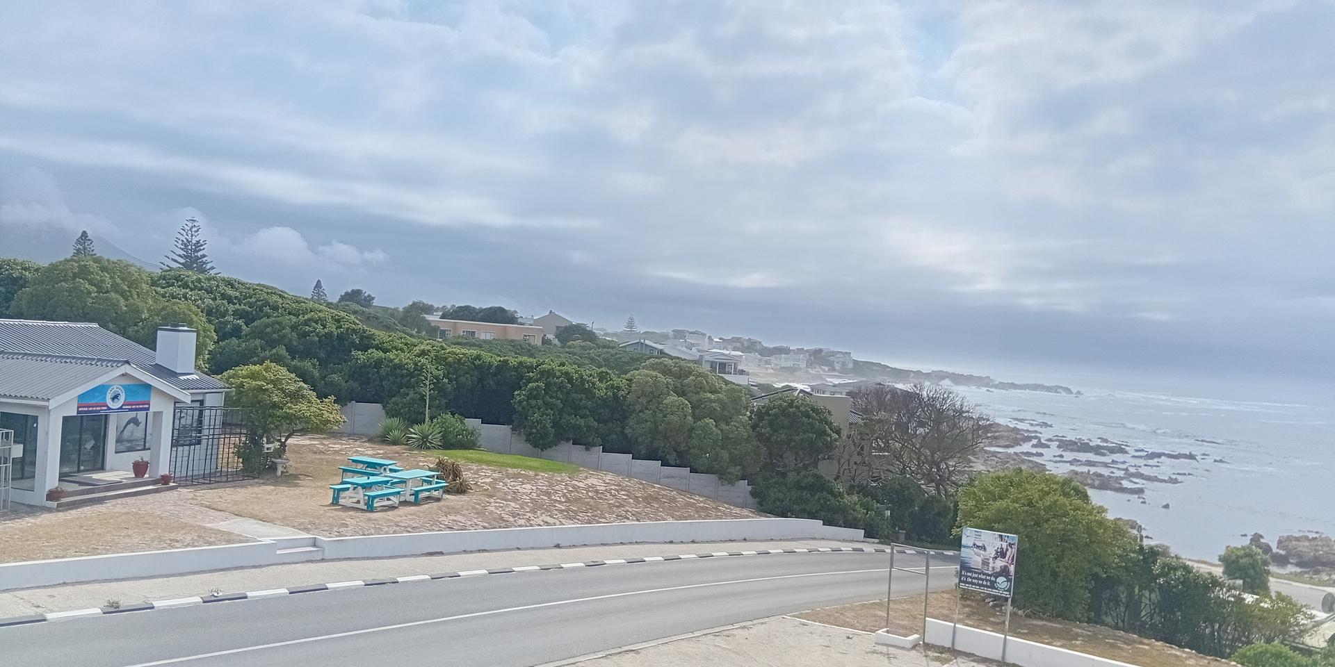 Image 5 of 6