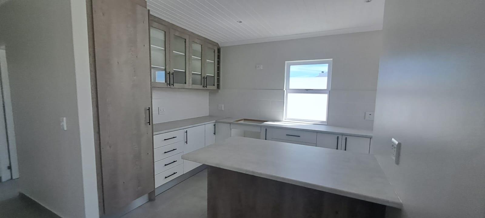 Image 5 of 6