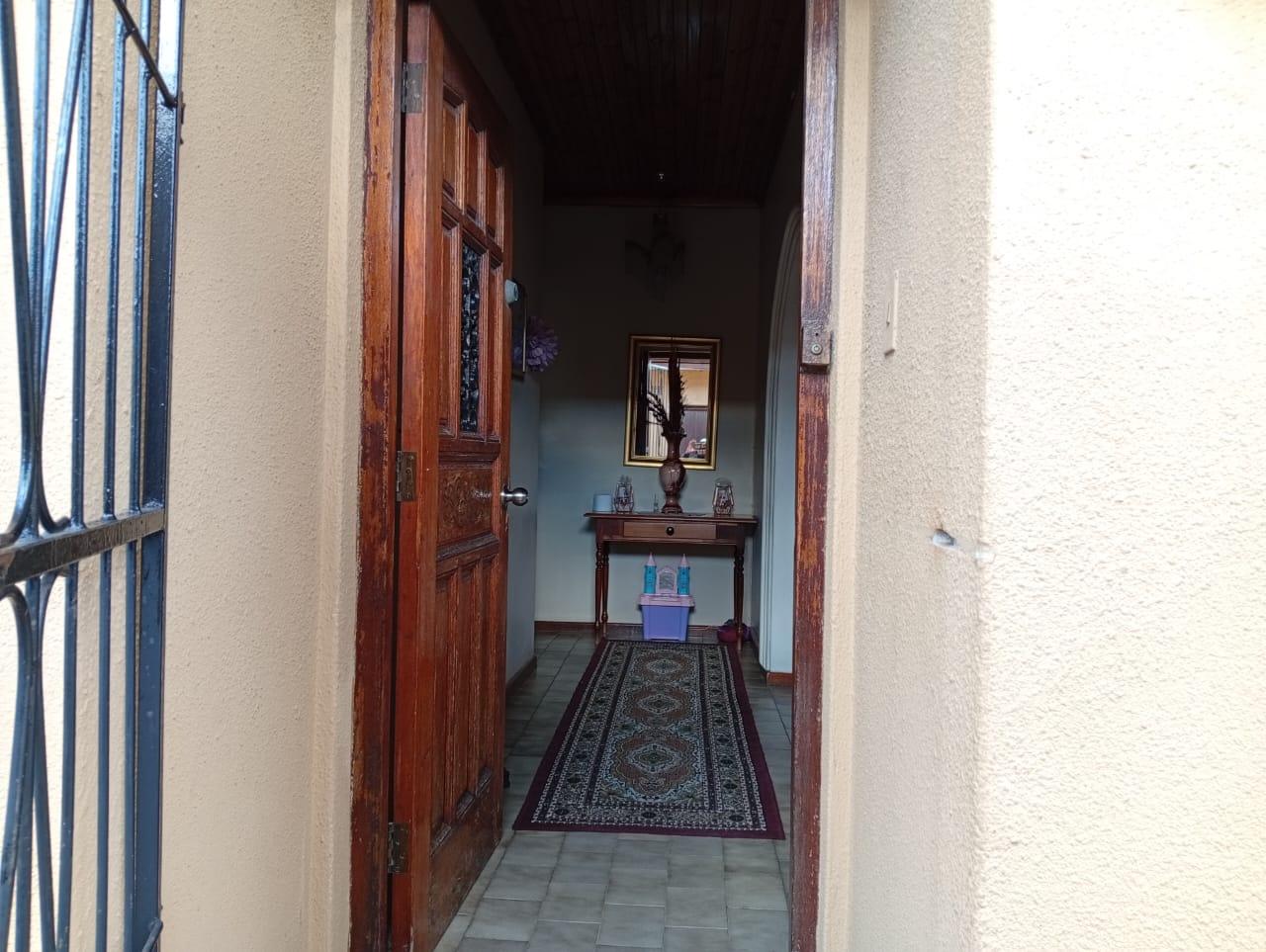 Image 3 of 6