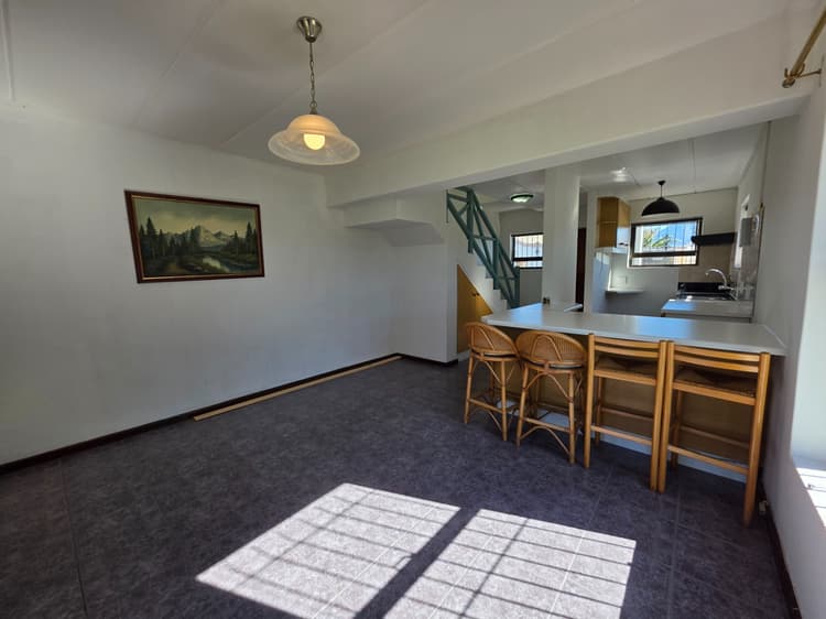 Main property image
