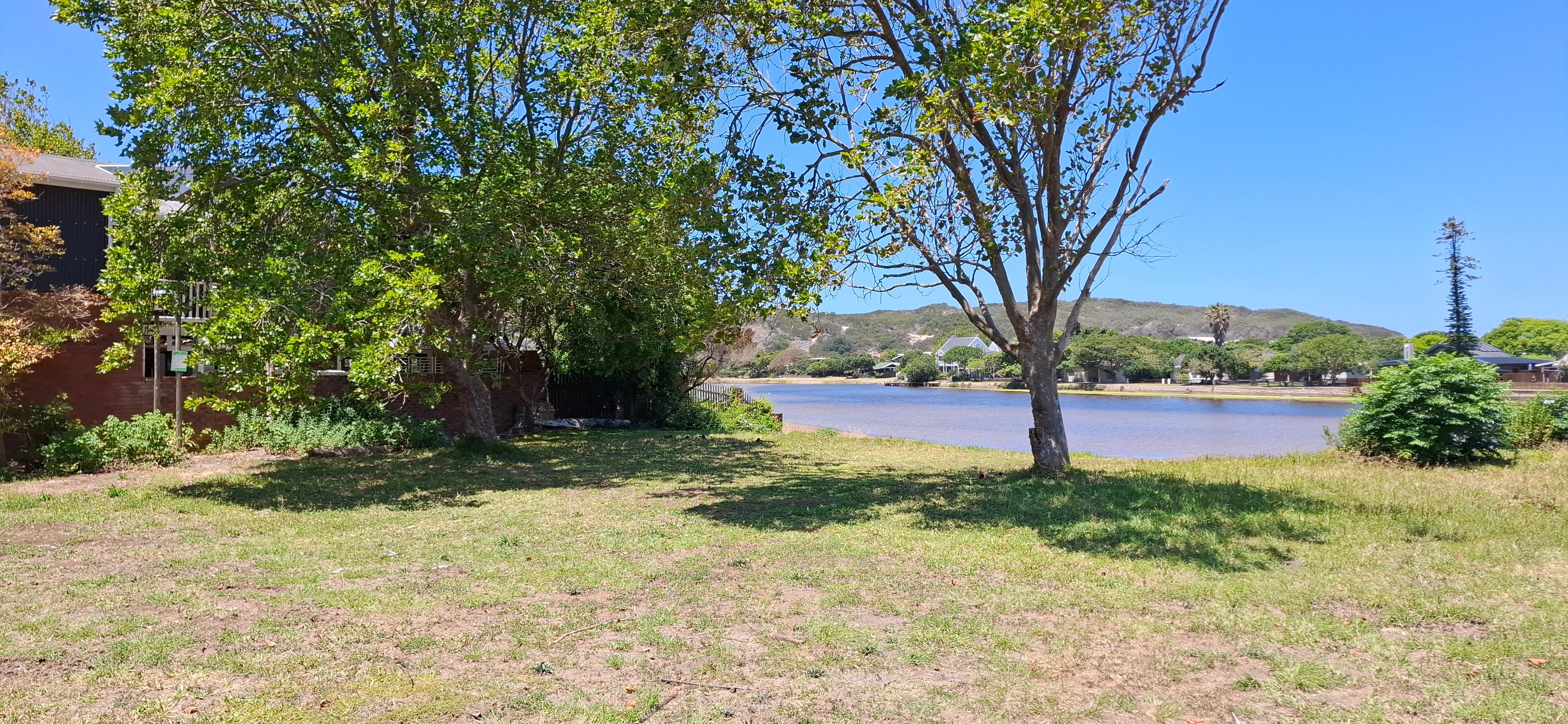 Image 2 of 6
