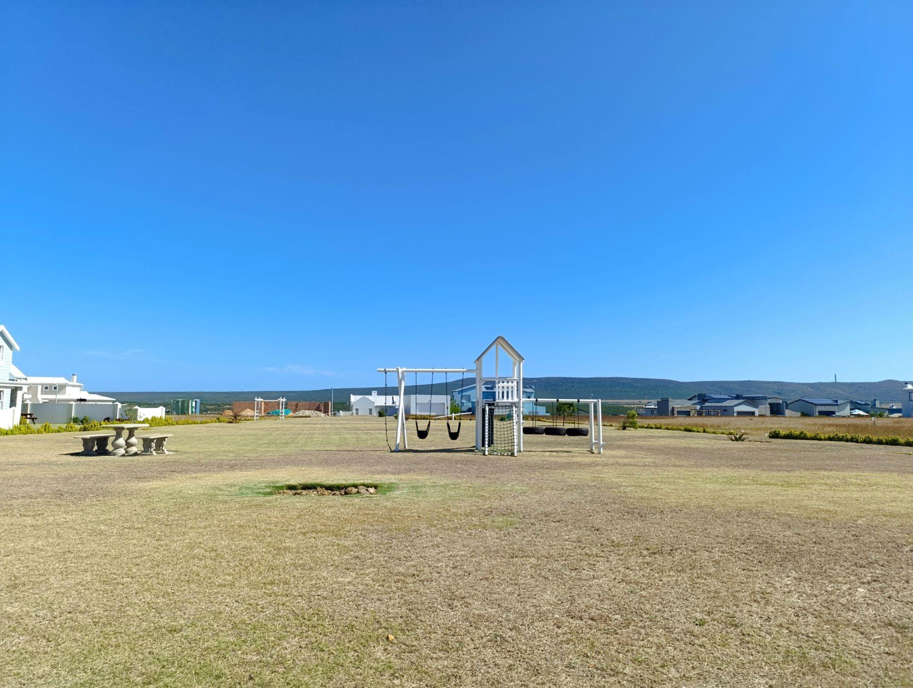 Image 4 of 6