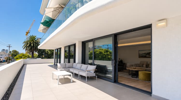 Main property image