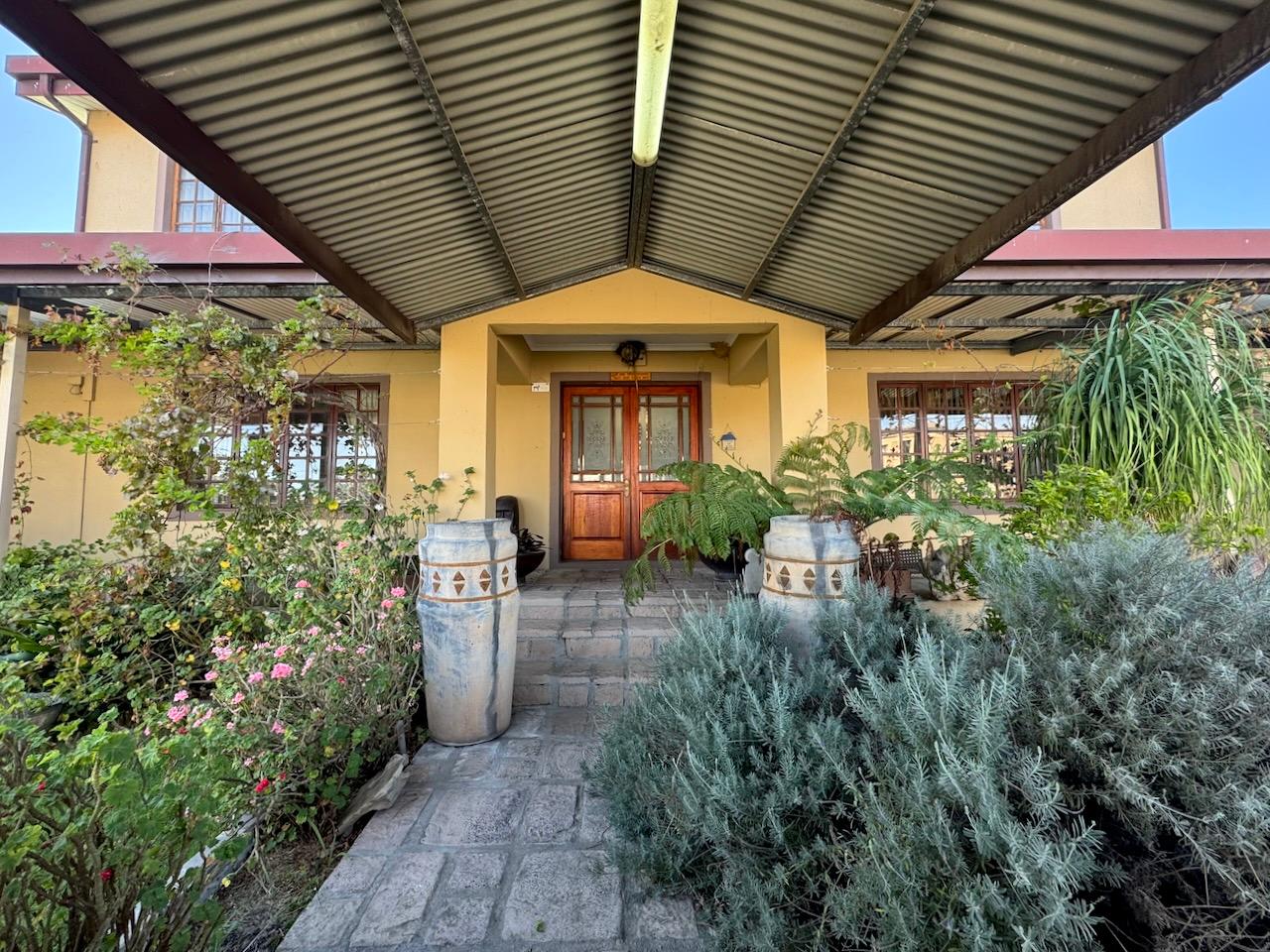 Image 1 of 6