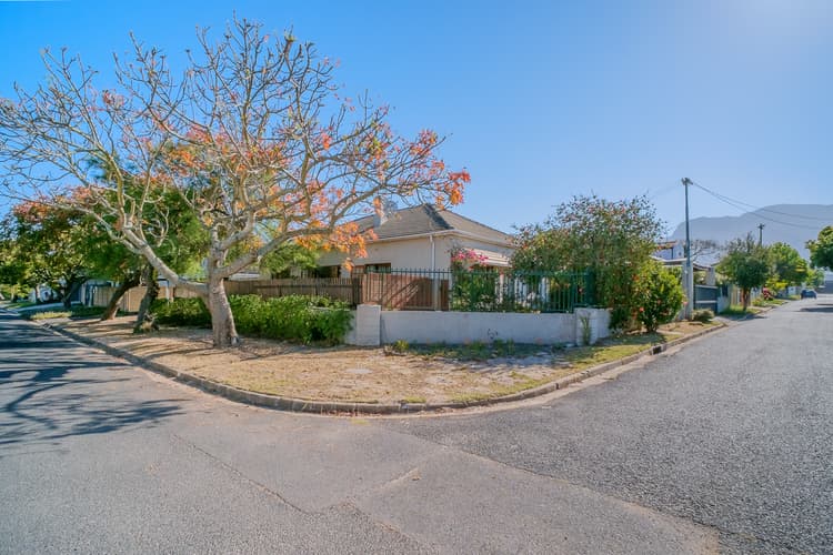 Main property image