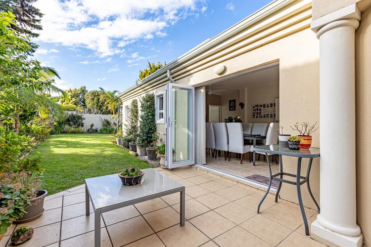 Main property image