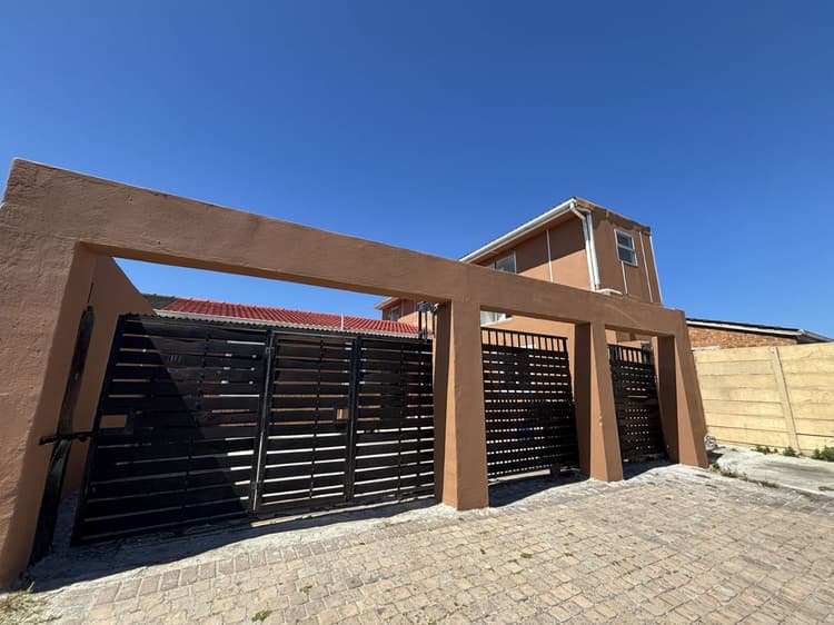 Main property image