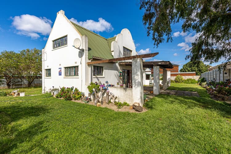Main property image