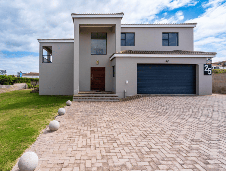 Main property image