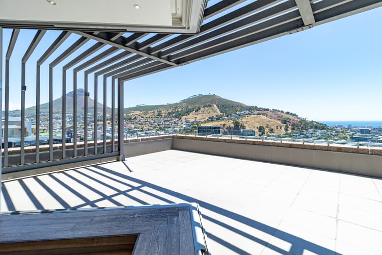 Main property image