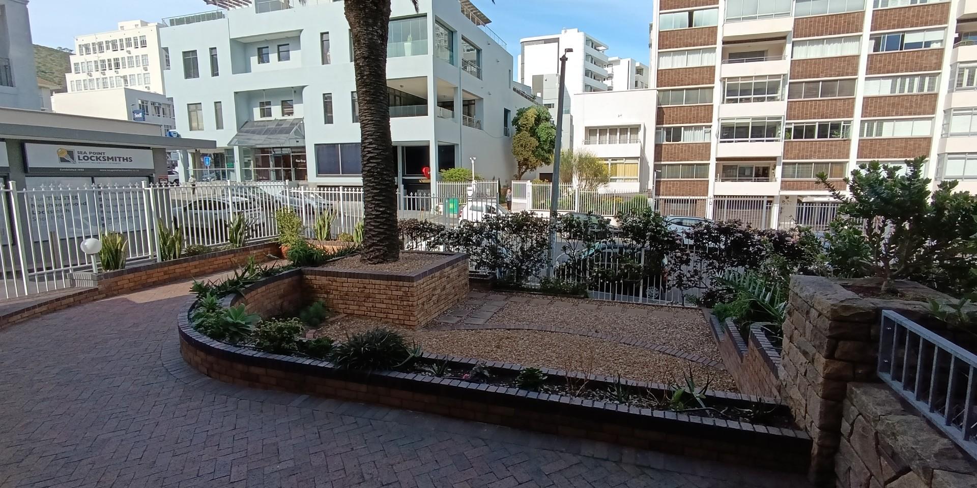 Image 3 of 6