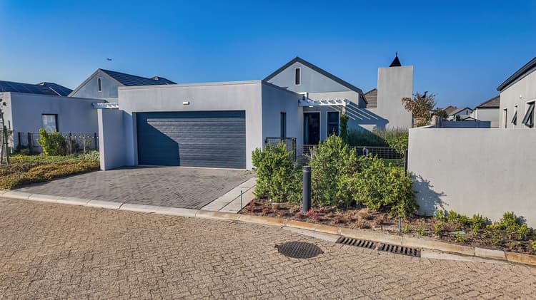 Main property image
