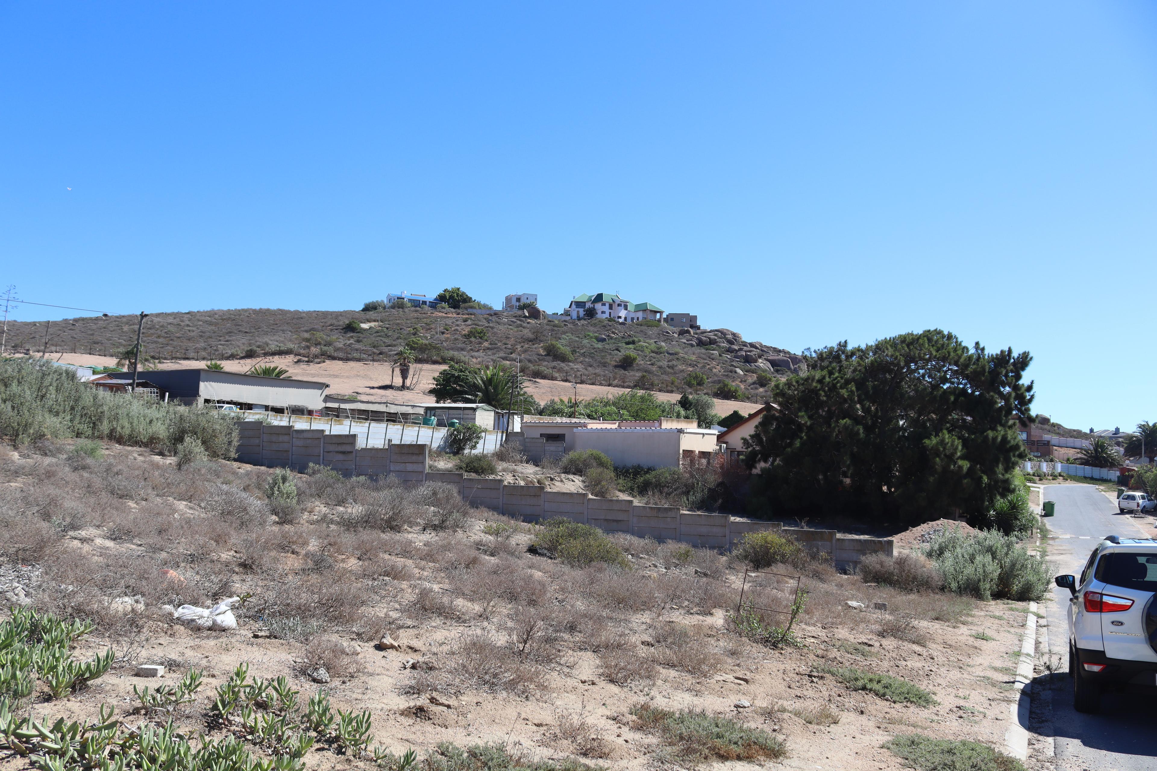 Image 4 of 6