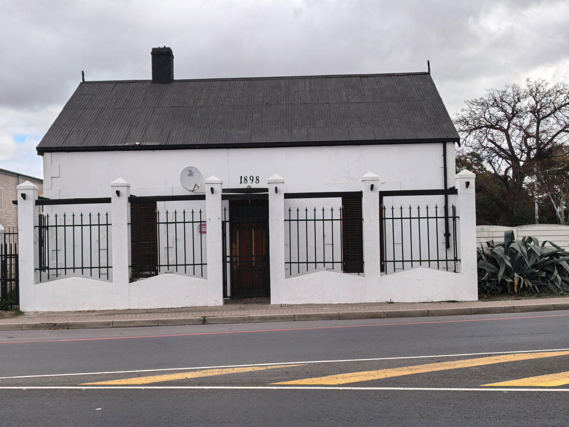Image 1 of 6