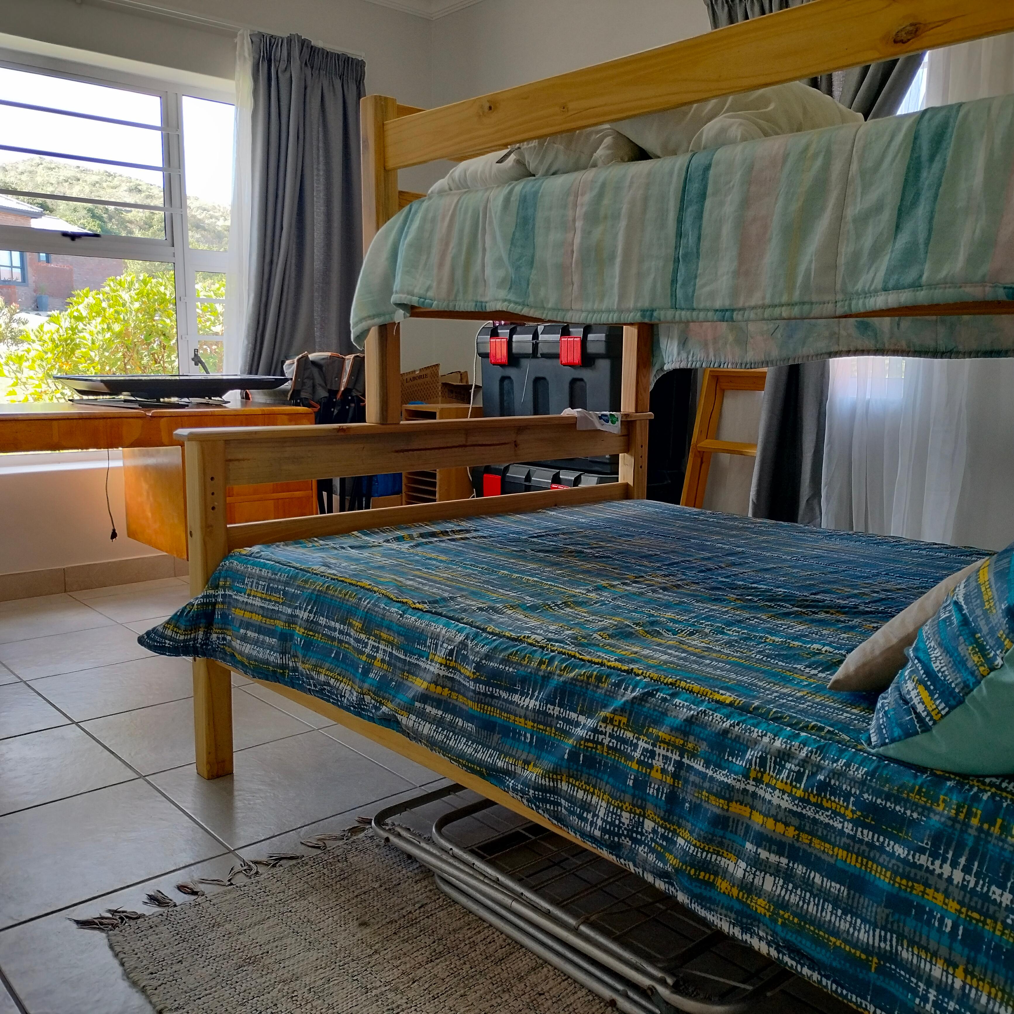 Image 4 of 6