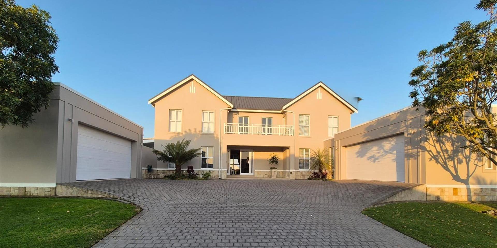 Image 2 of 6