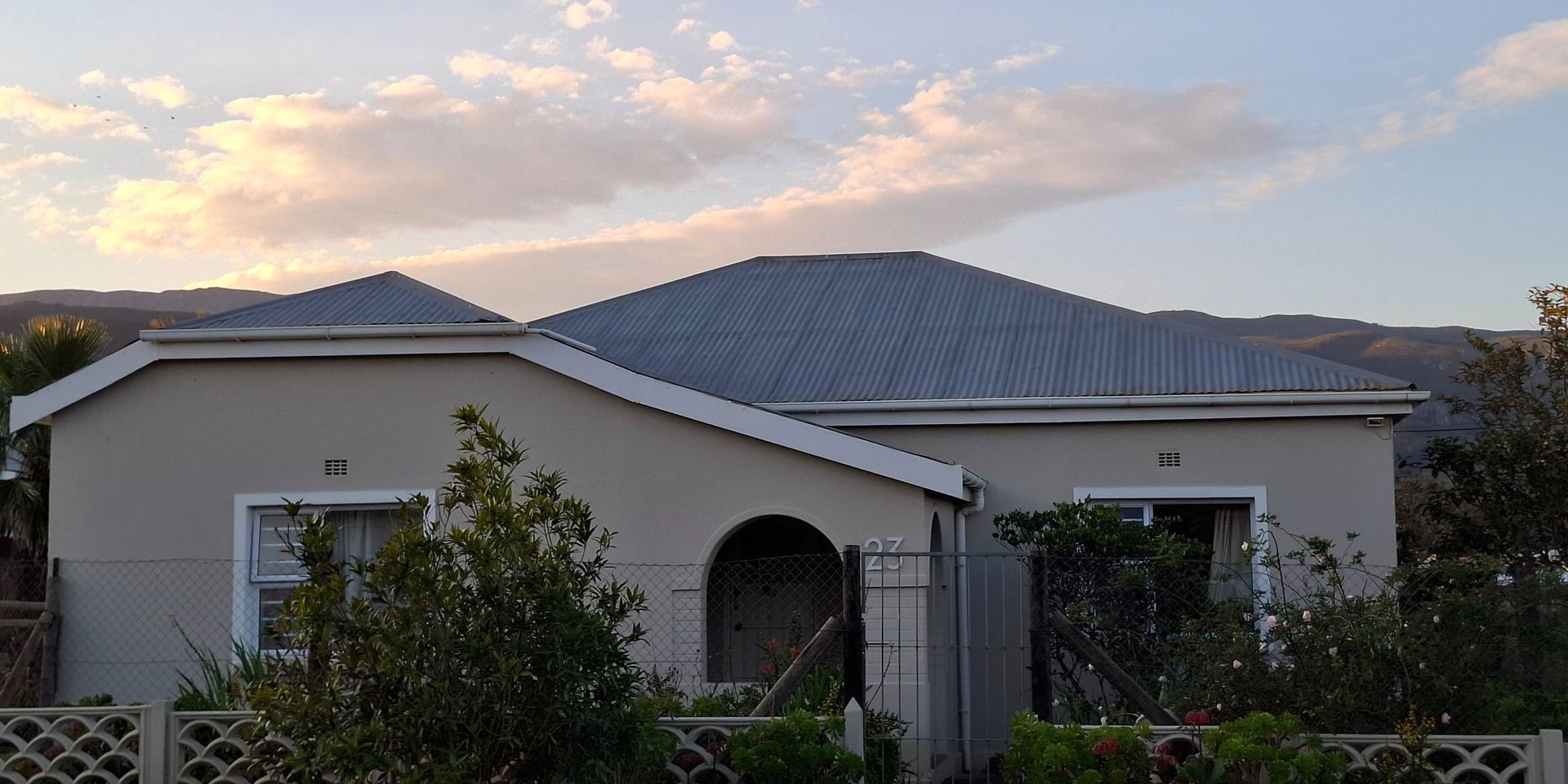 Image 4 of 6
