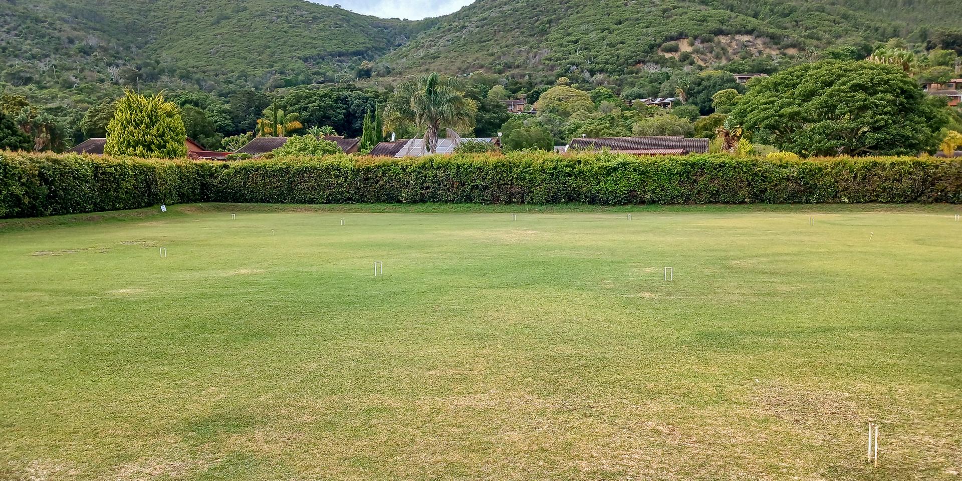 Image 2 of 6