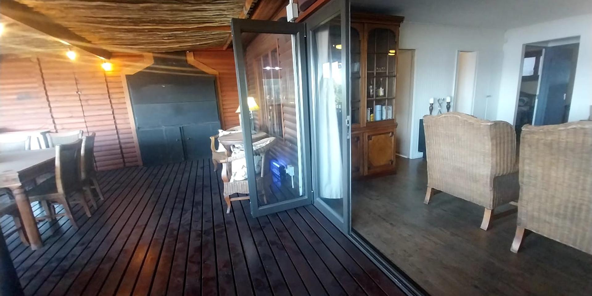 Image 4 of 6