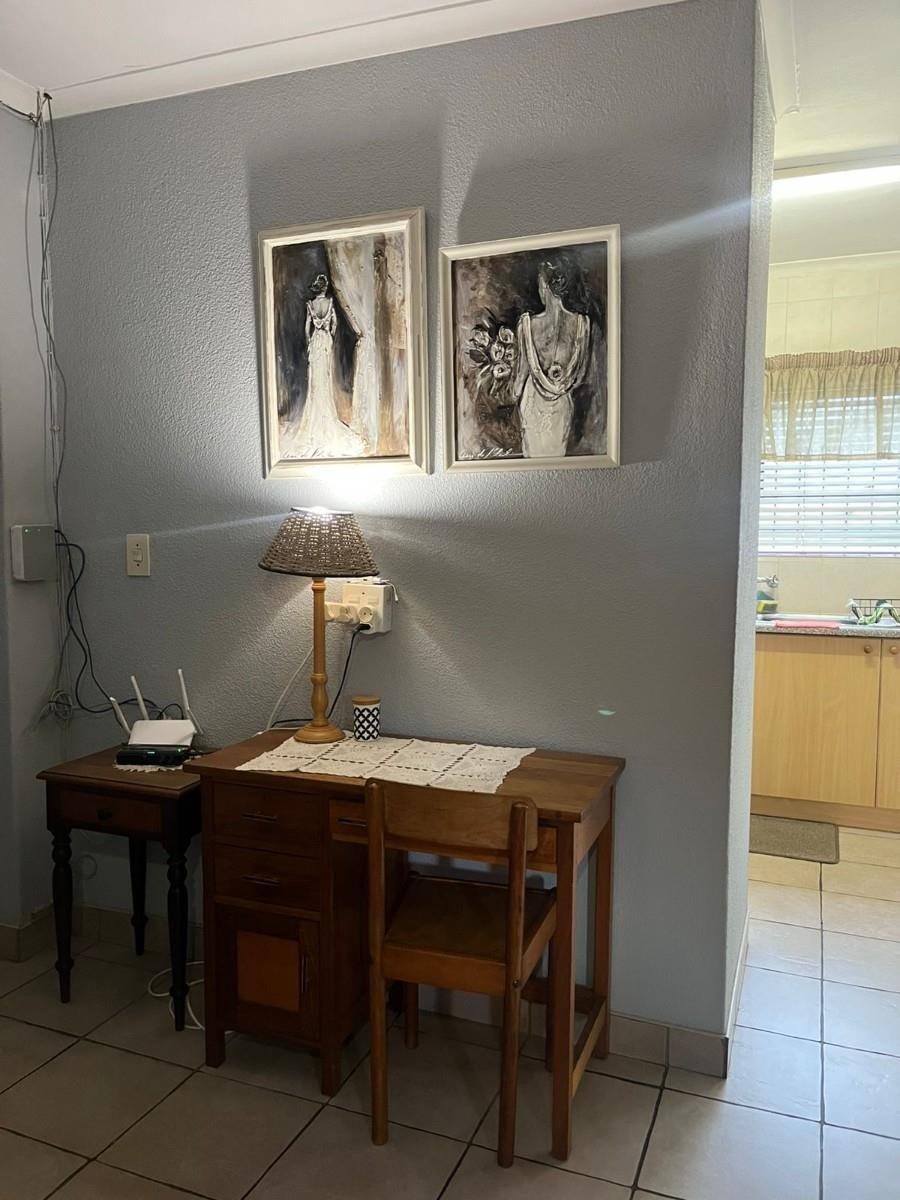 Image 5 of 6