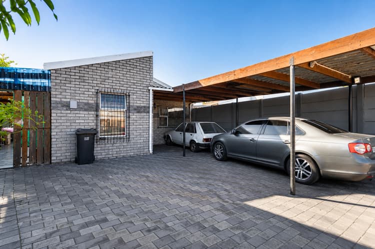 Main property image