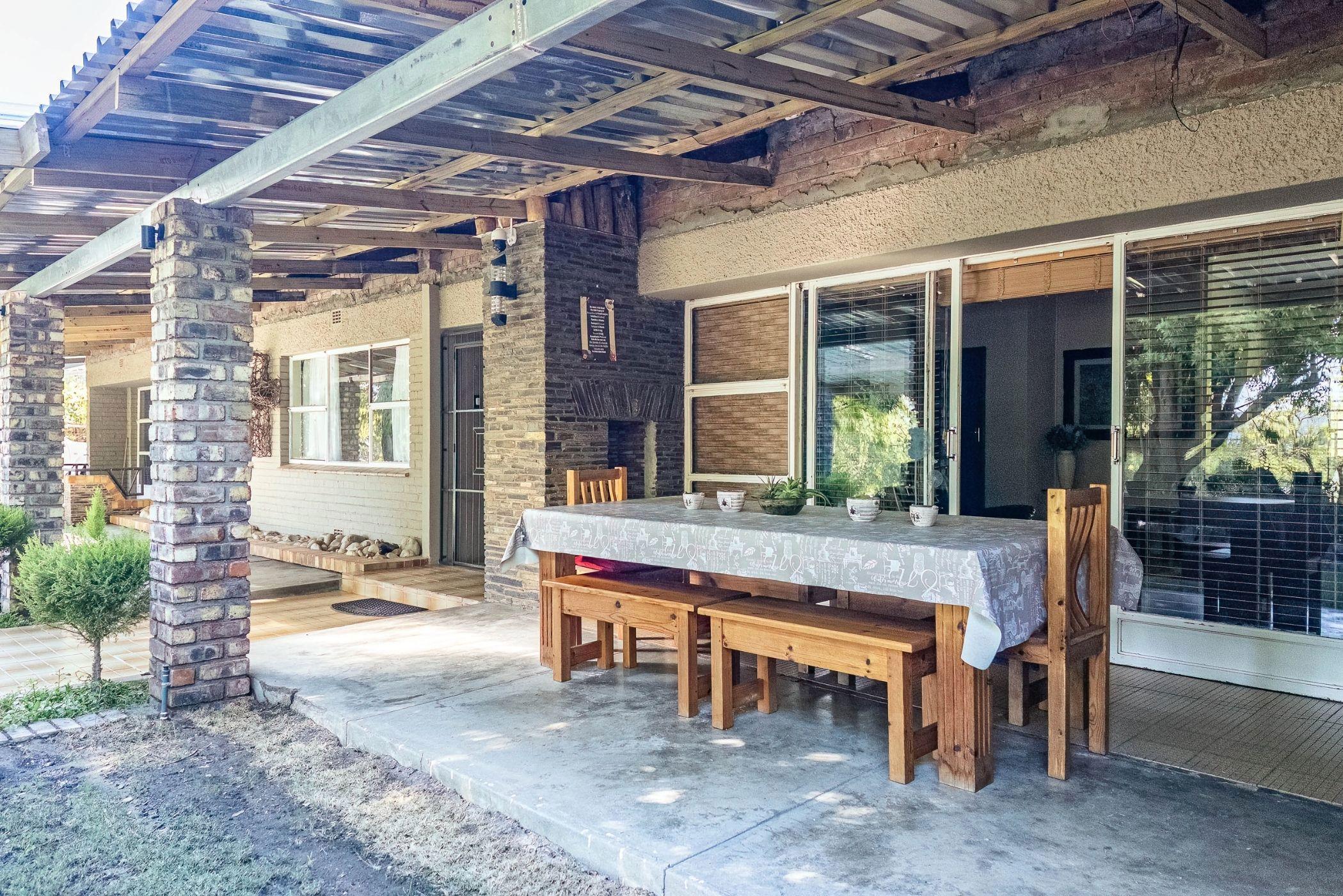Image 4 of 6