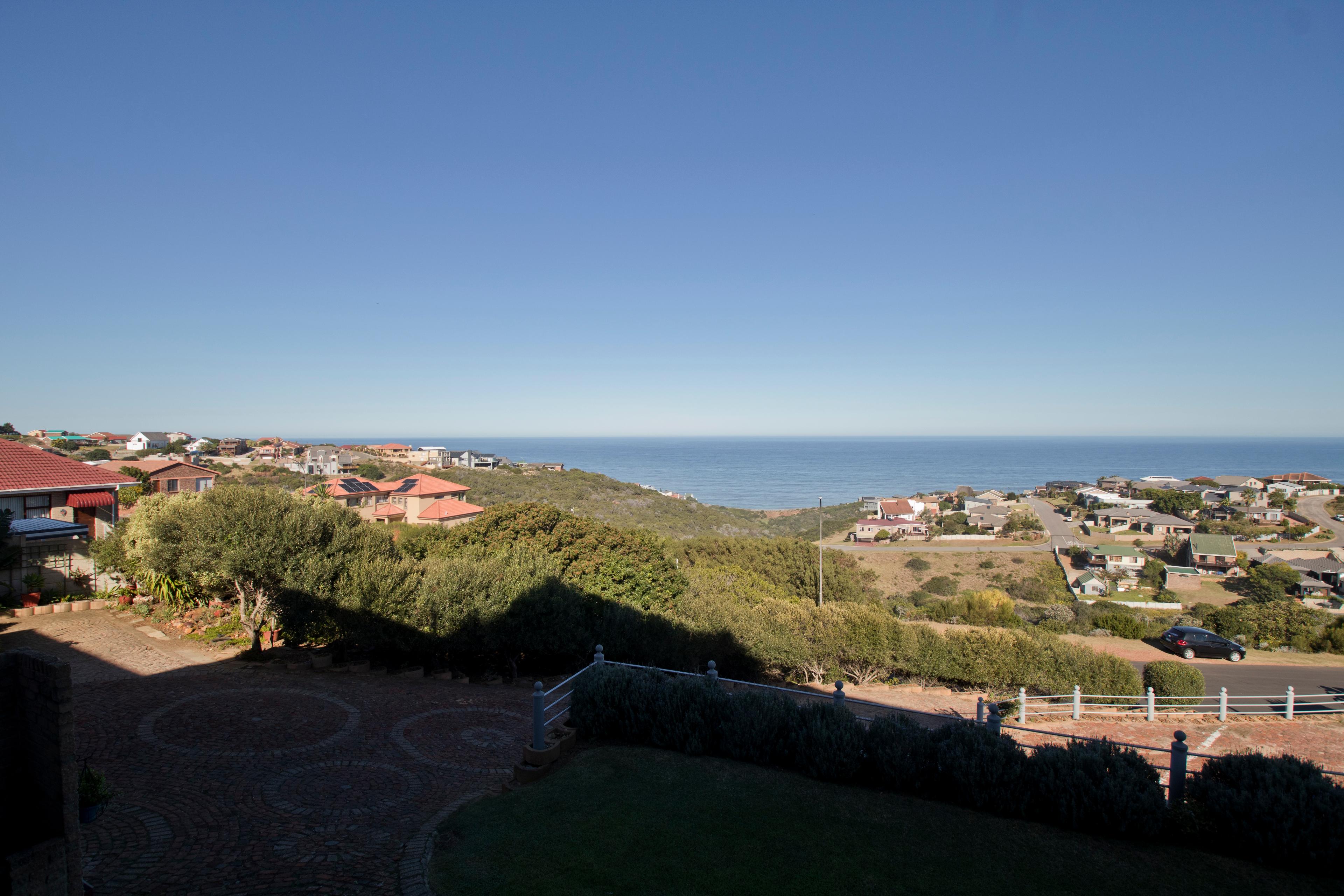 Image 2 of 6