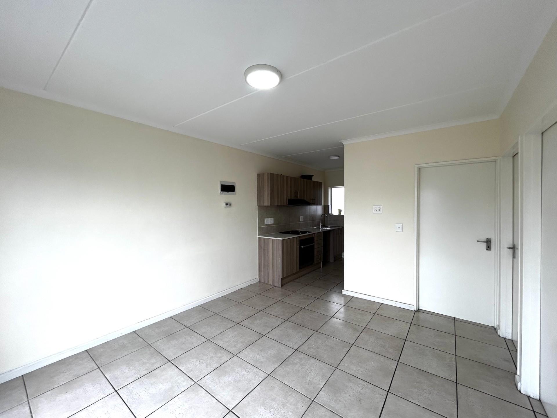 Image 3 of 6